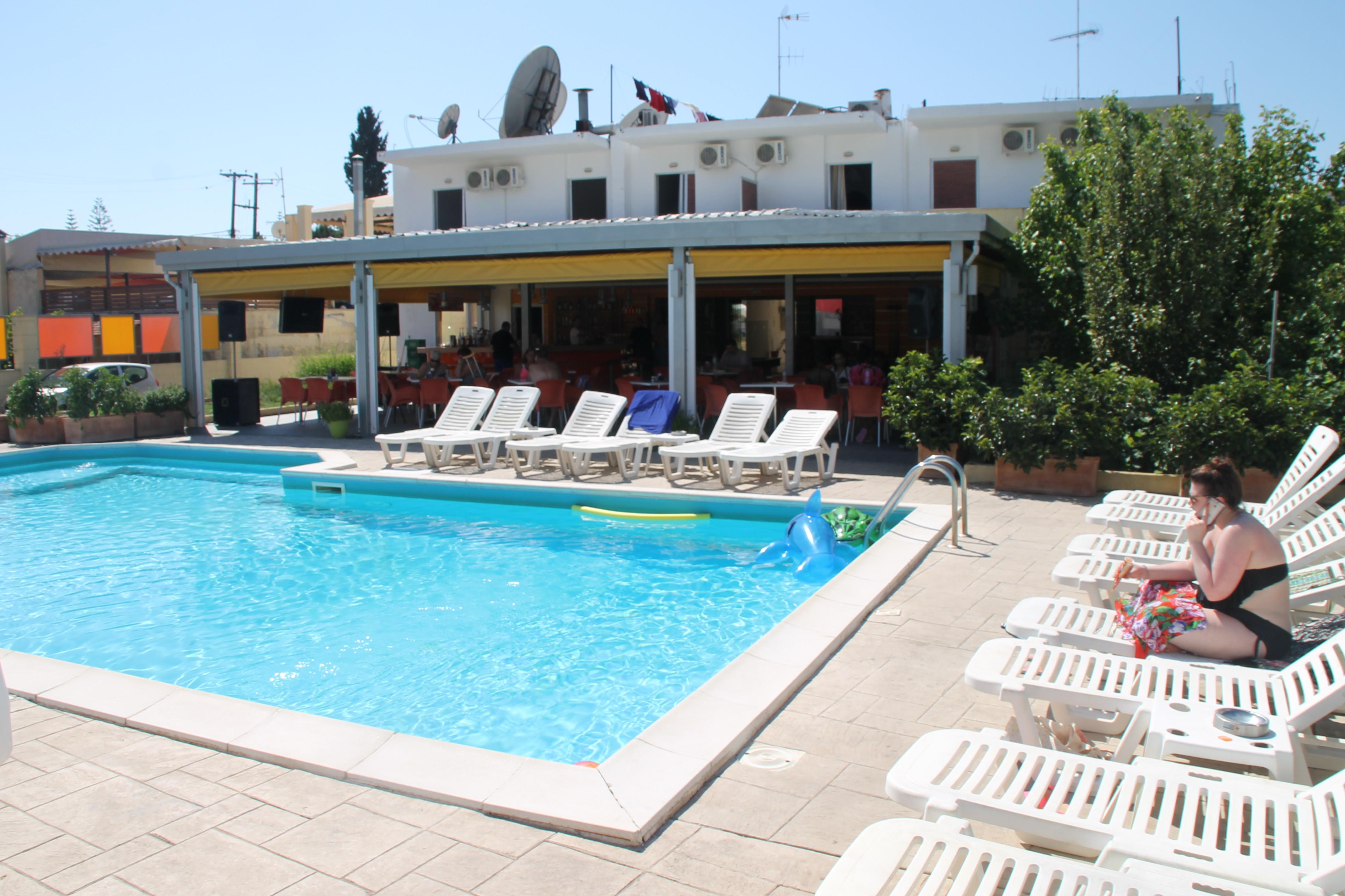 Kavos Central Gardens Extérieur photo