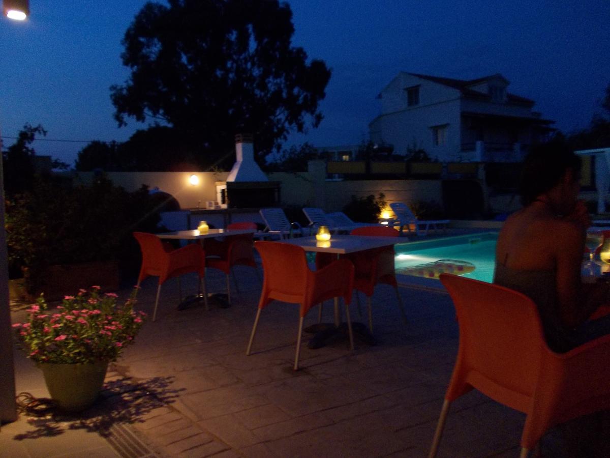 Kavos Central Gardens Extérieur photo