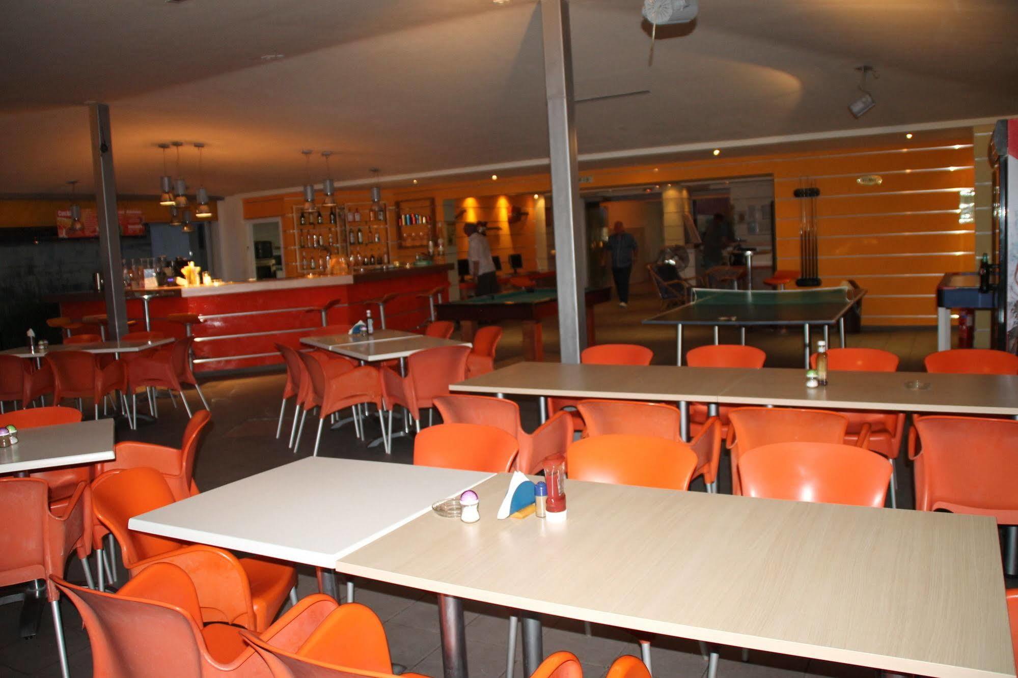 Kavos Central Gardens Extérieur photo