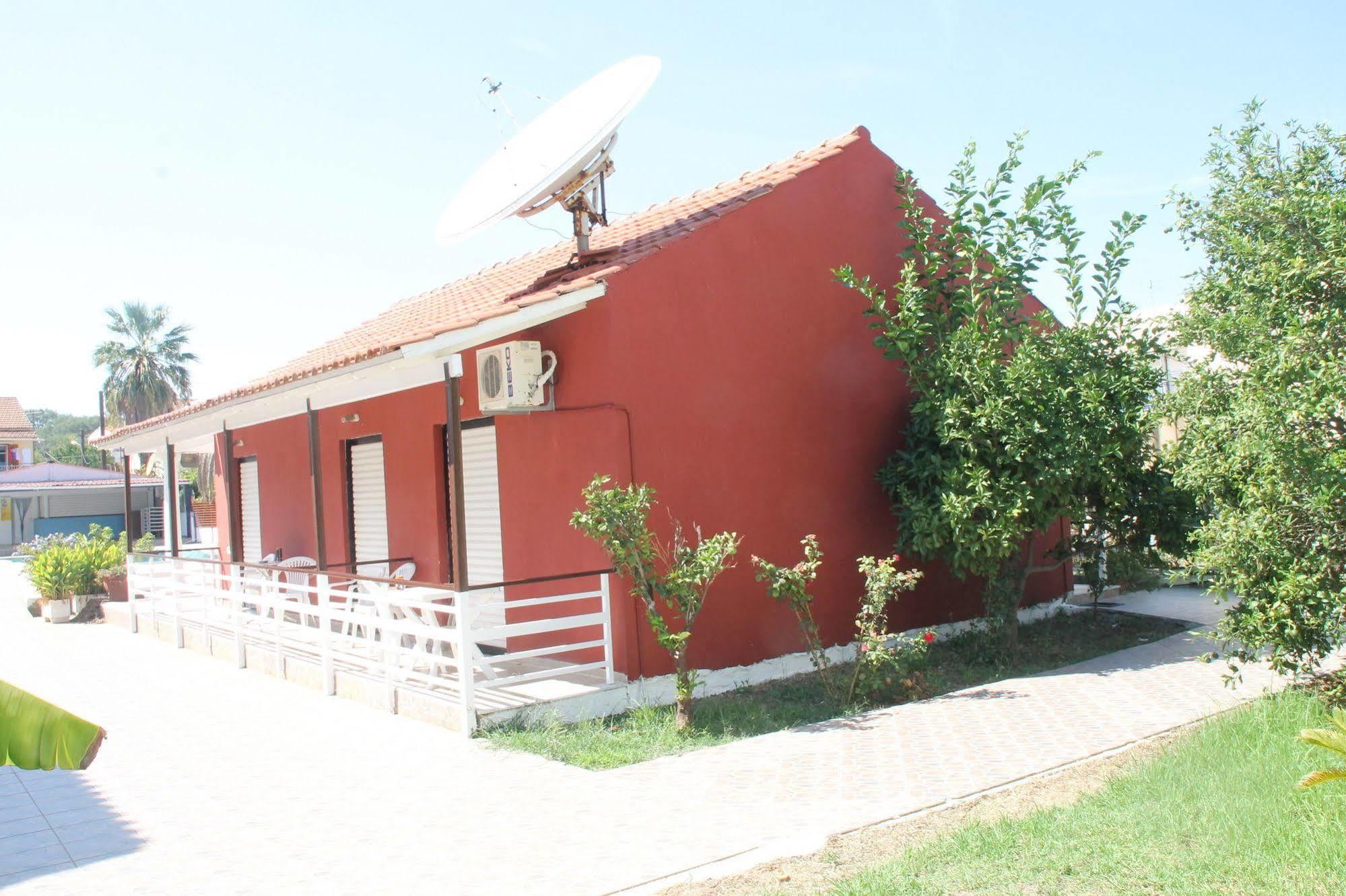 Kavos Central Gardens Extérieur photo
